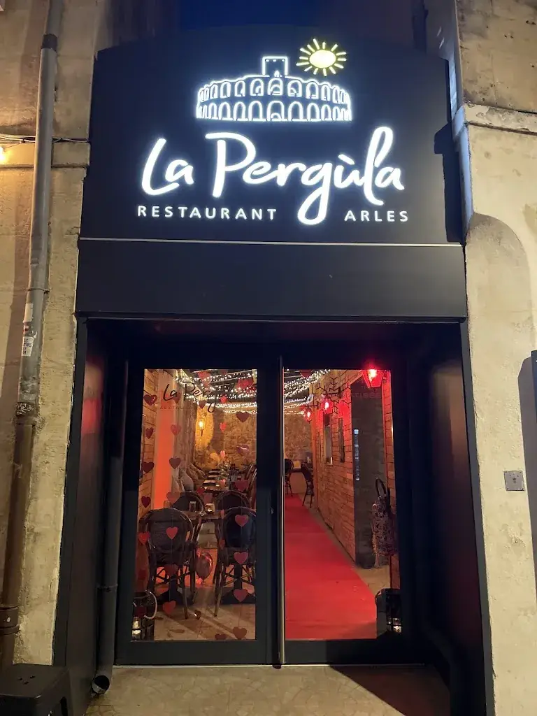 La Pergula restaurant à Arles