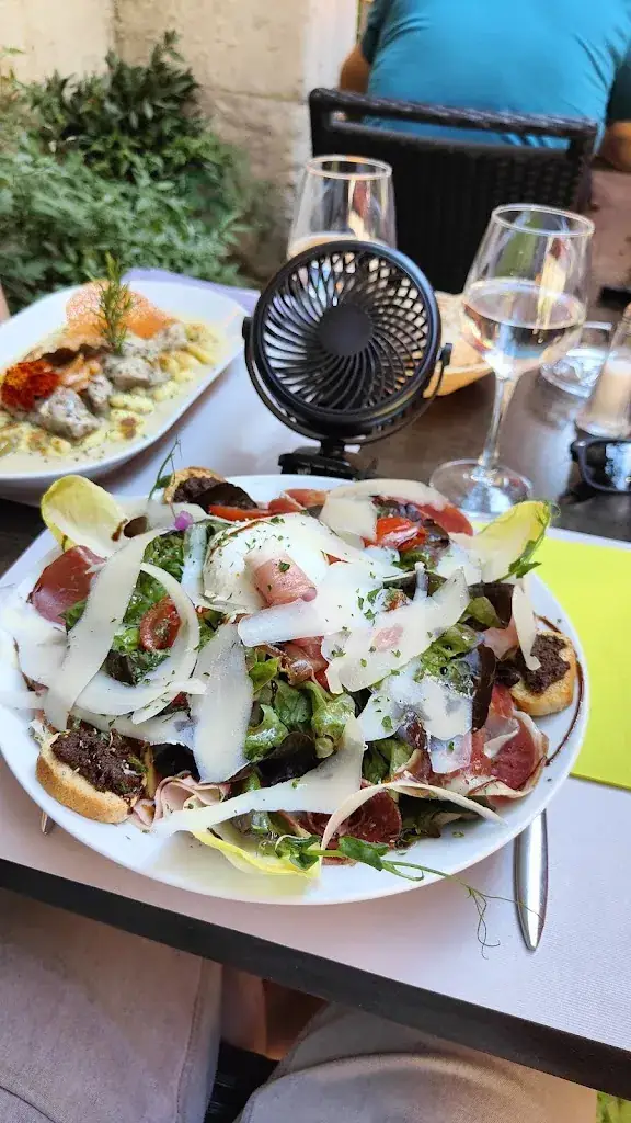 Menu_Jardin des Arts - Restaurant Arles_Arles_immagine_9