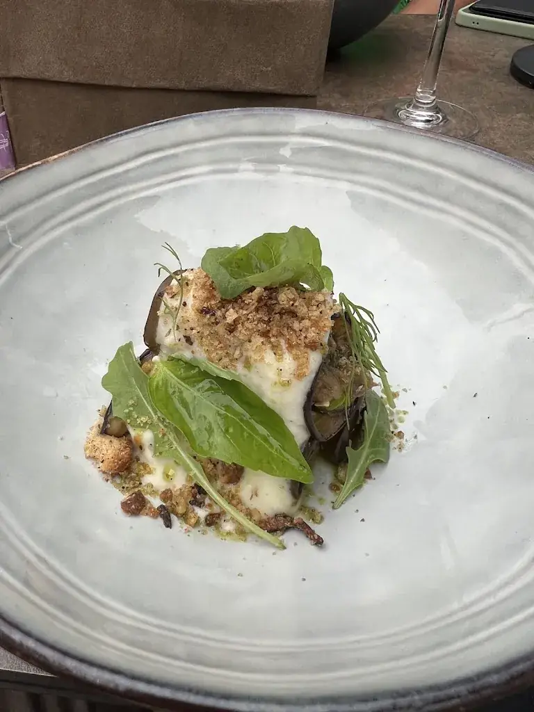 Leon H_L’essentiel bistrot_Arles_review