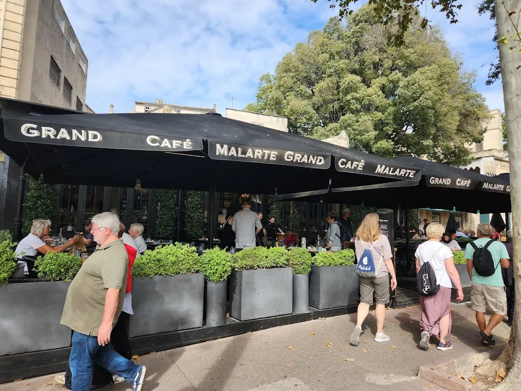 John Lee_Grand Café Malarte - Restaurant Arles_Arles_review