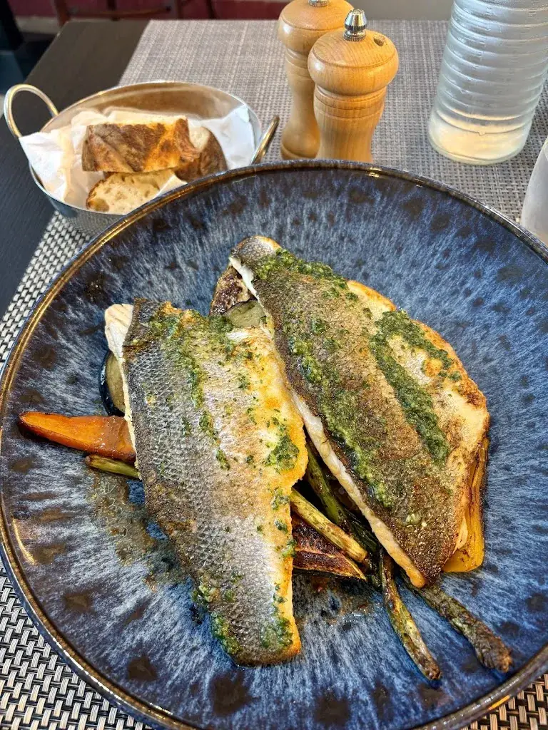 Joheart_Le Constantin_Arles_review