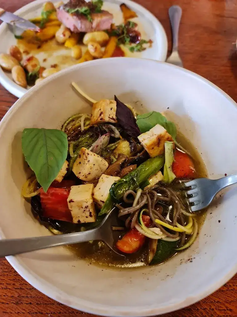 Inari_Arles_slider_image_2