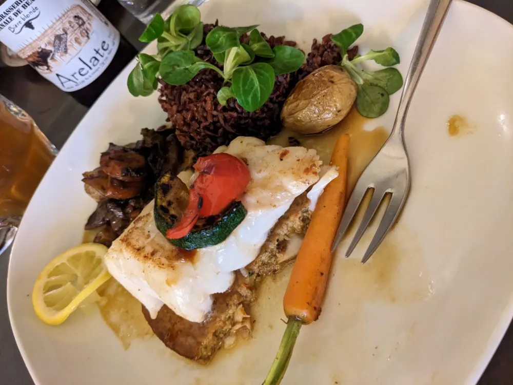 Glen Creasy_Restaurant Le Plaza-La Paillotte_Arles_review