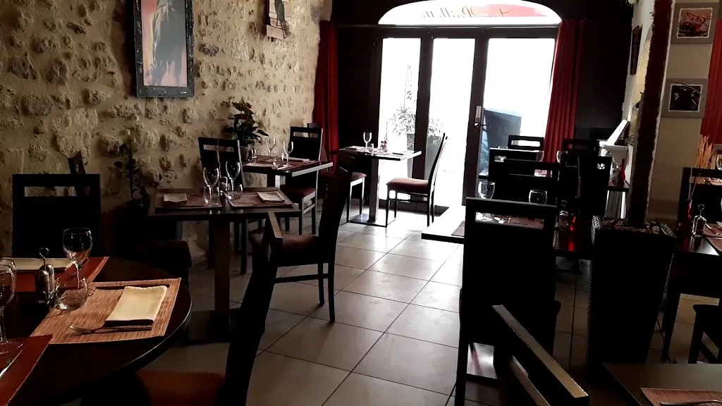 Restaurant Le Plaza-La Paillotte_Arles_slider_image_2