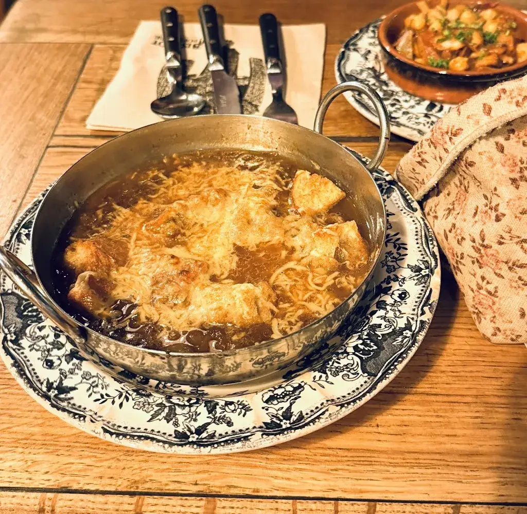 elaine wong_Bistrot populaire_Arles_review