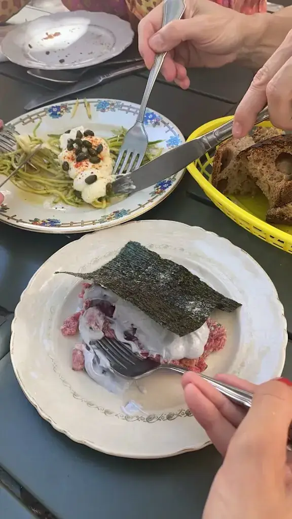 Páou_Arles_slider_image_2