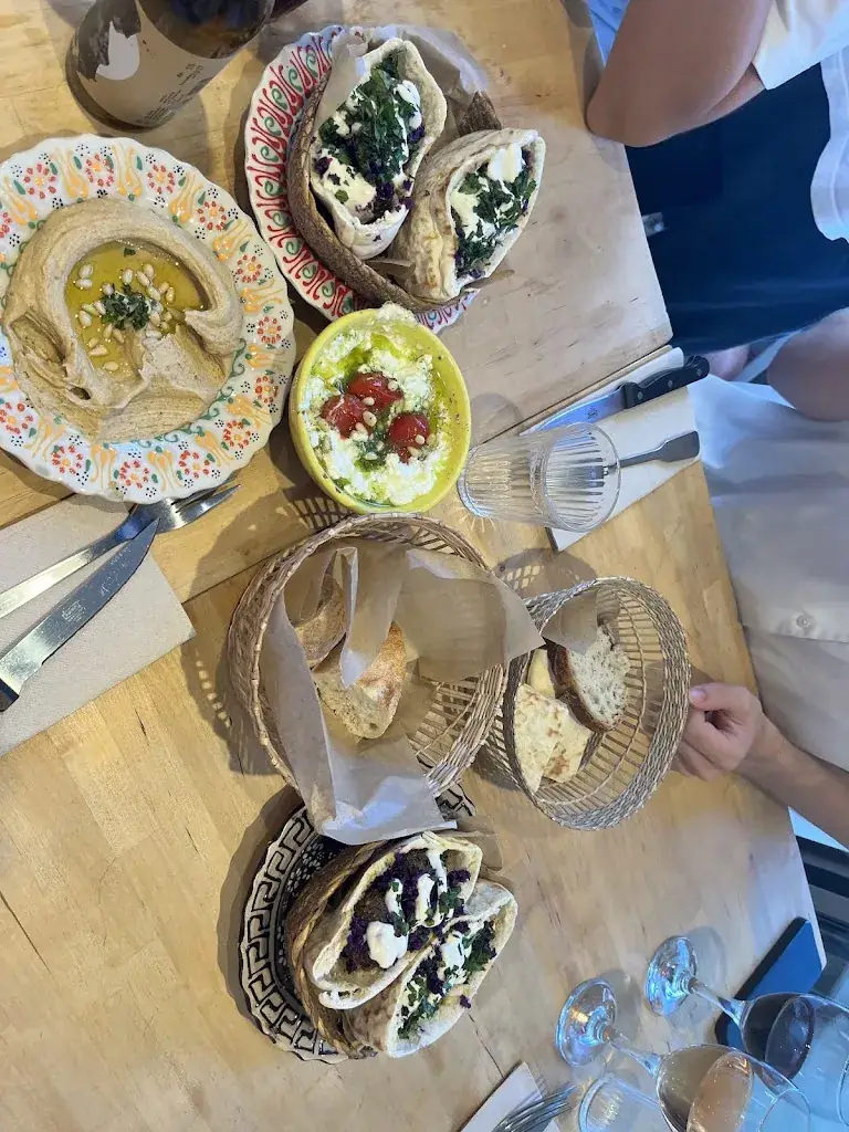 Hajo van Vulpen_Oboulaba_Arles_review