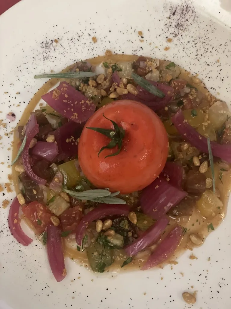 Déia Pereira_Lou Marques_Arles_review