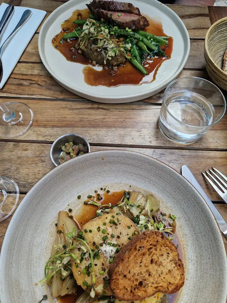 Corin_Restaurant Mesa_Arles_review