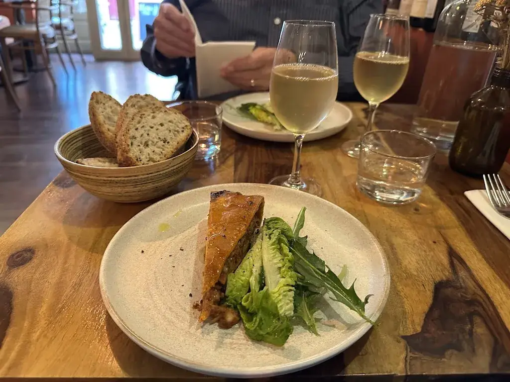 Restaurant Mesa_Arles_slider_image_2