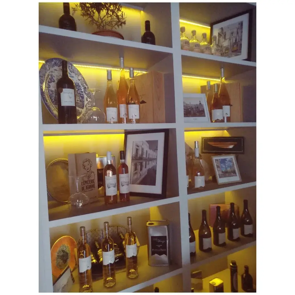 Le Vingt-Quatre_Arles_slider_image_1