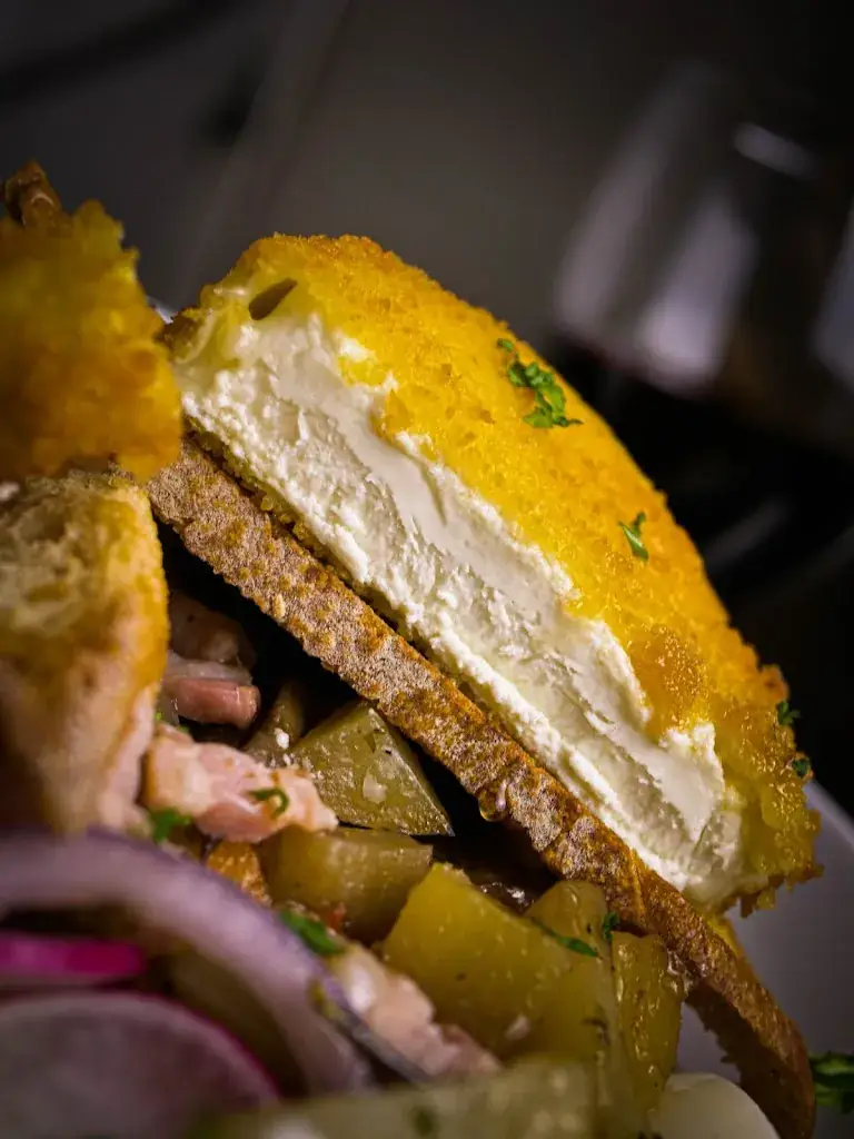 Le Vingt-Quatre_Arles_slider_image_2