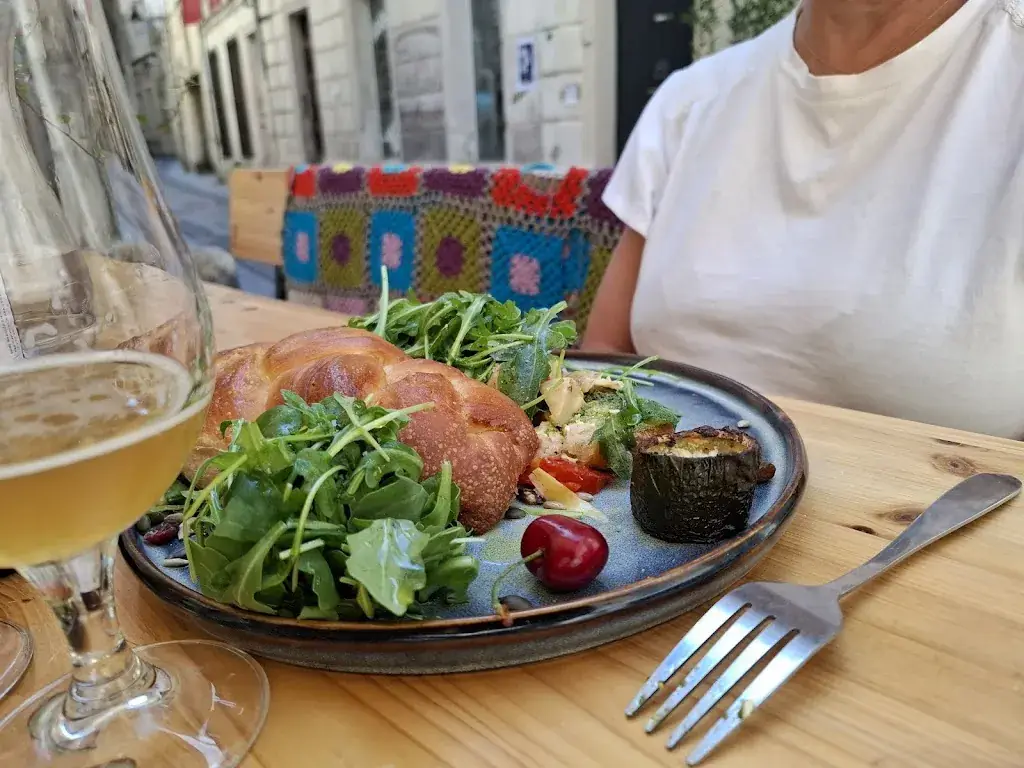 La cachette_Arles_slider_image_3