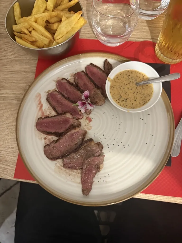 Gregoire Cohen_Le Patio_Aureilhan_review