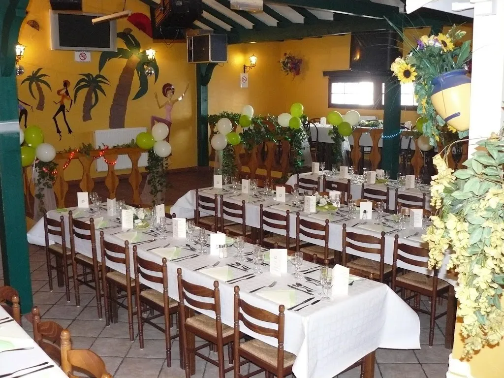 Le Patio ristorante a Aureilhan