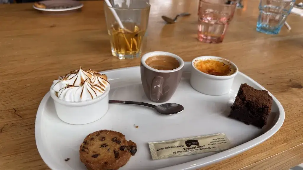 Olesia Golubchina_La Côte et l'Arête - Aucamville_Aucamville_review