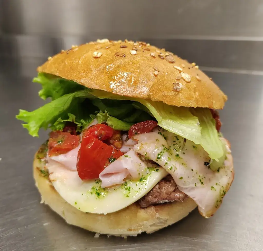 Ruddy food diner_Versoud_slider_image_1