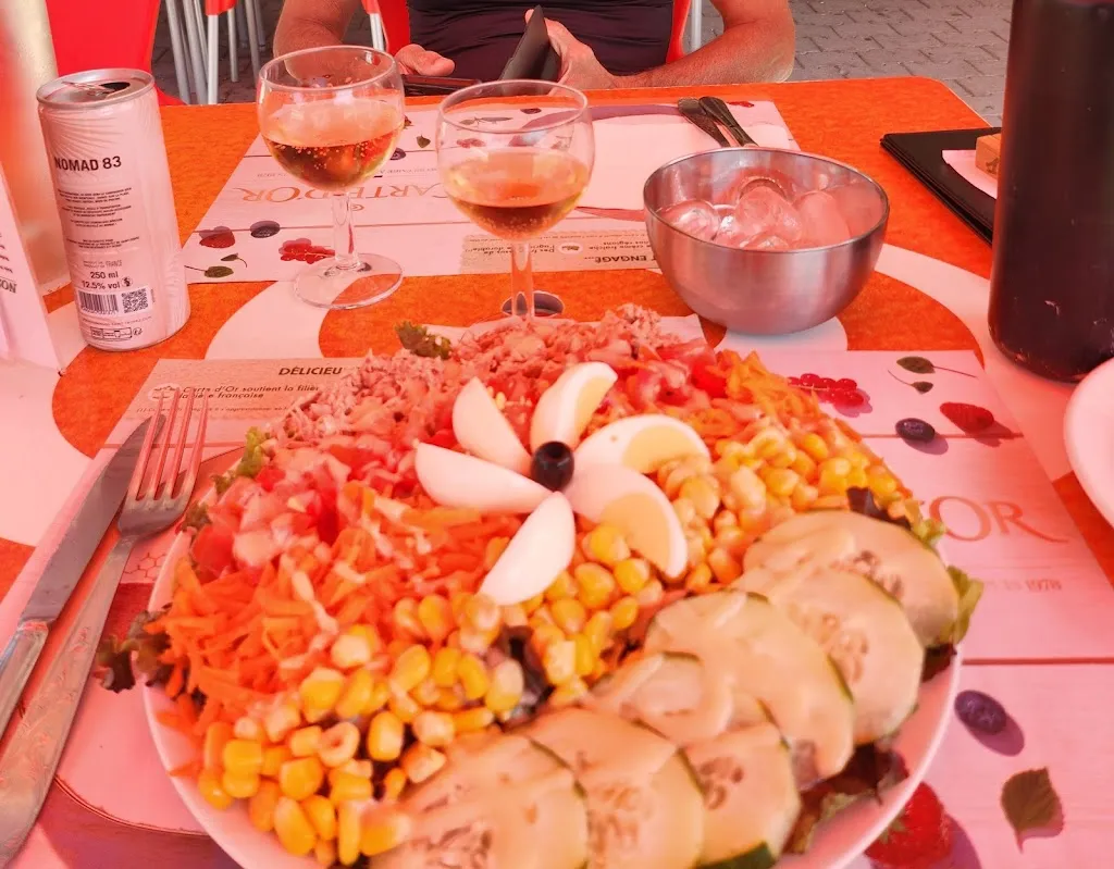 Claire Deroide_Restaurant Bois Français (snack base de Loisirs)_Saint-Ismier_Bewertung