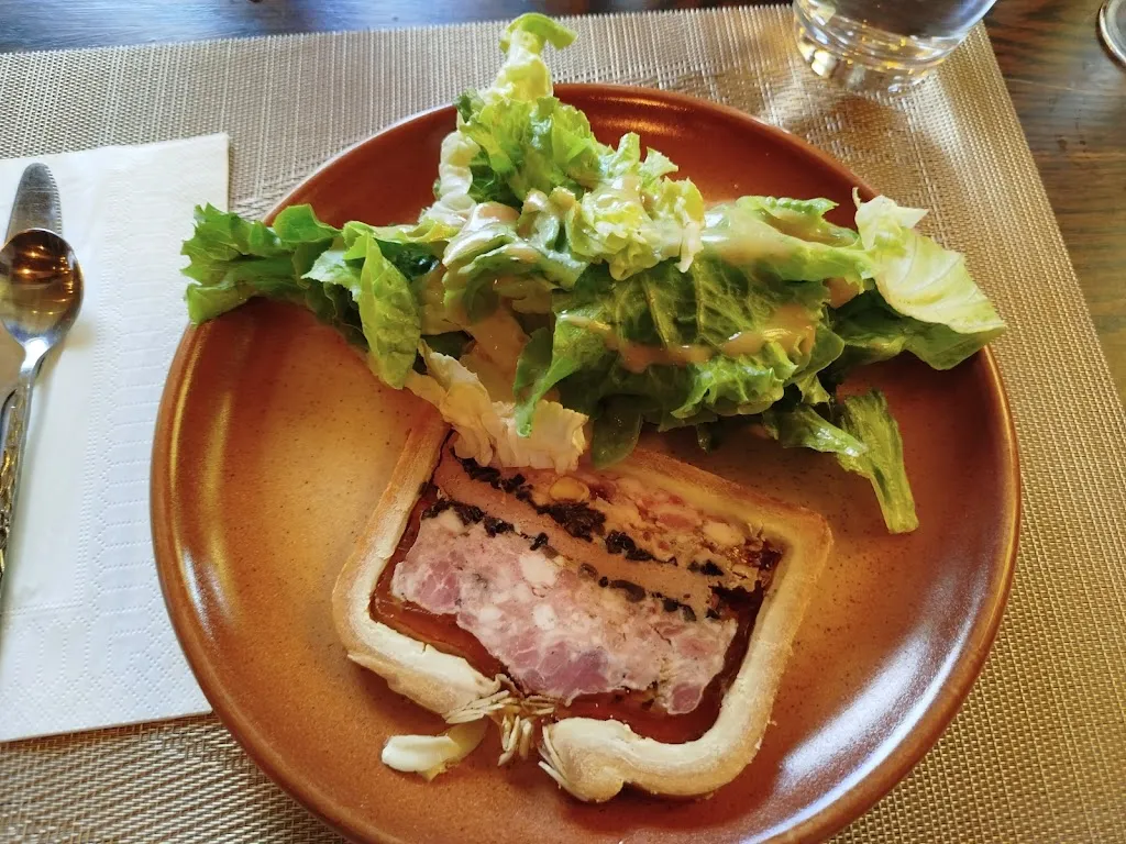 Lou Mazuc restaurant in Aubrac