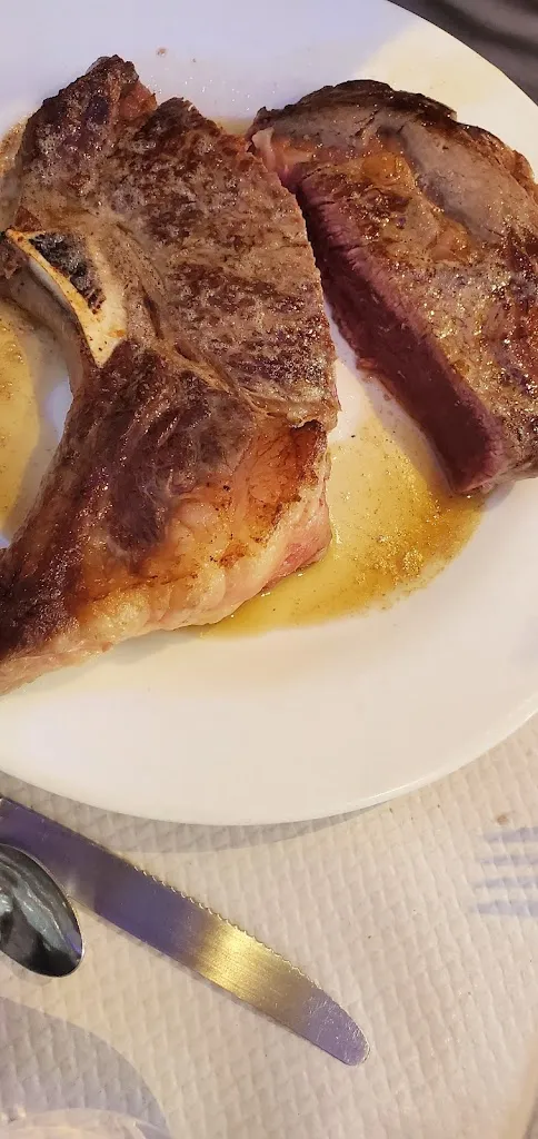 Kate “Wisdom with wine” Moulinneuf_Hôtel del Faou_Aubrac_review