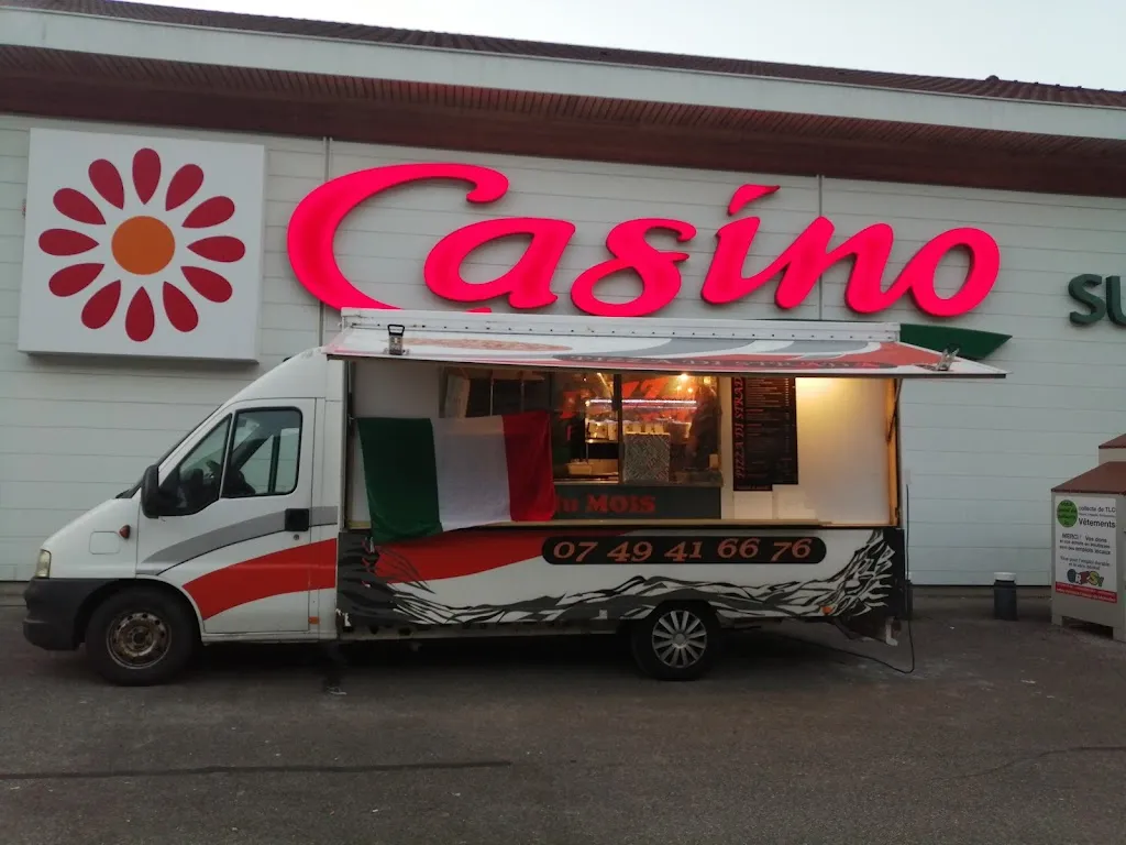 Pizza di Strada restaurant in Versoud