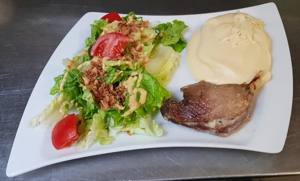 Auberge Saint Jacques_Saint-Alban-sur-Limagnole_slider_image_2