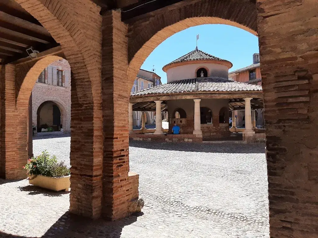 Le Petit Palais_Auvillar_slider_image_3