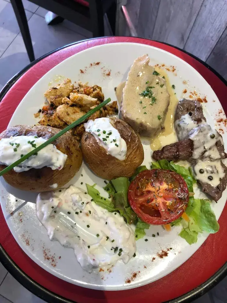 Resto Bar Le Saxo_Dauphiné_slider_image_3