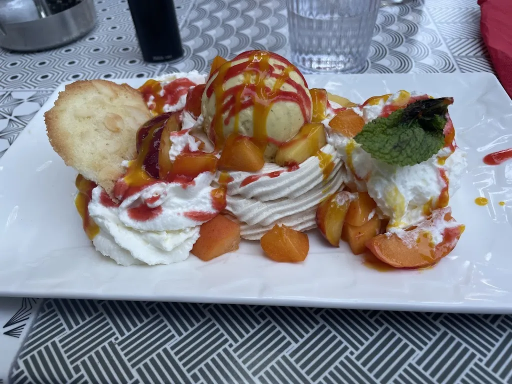 Emmanuel Forêt_La Terrasse_Labège_review