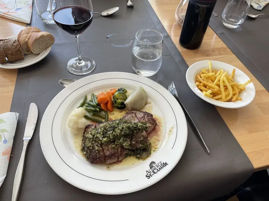 m b_Auberge St-Claude_Lentigny_review