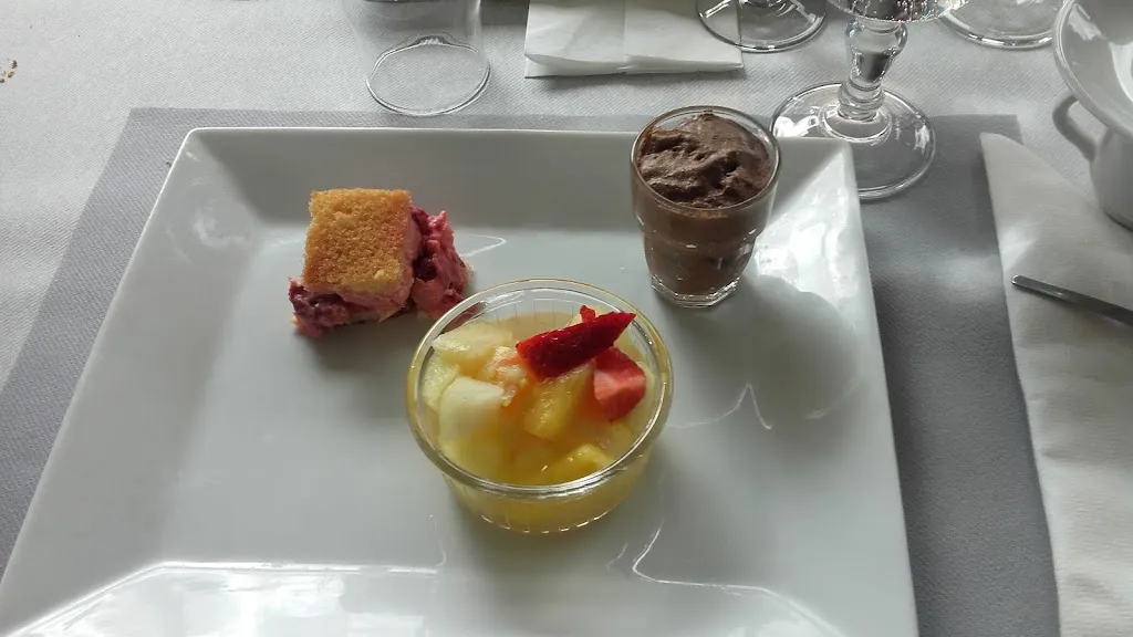 Auberge de l'Orchidée_Lentigny_slider_image_3