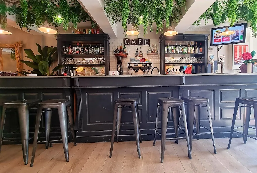 L'ATELIER_Ayguesvives_slider_image_1