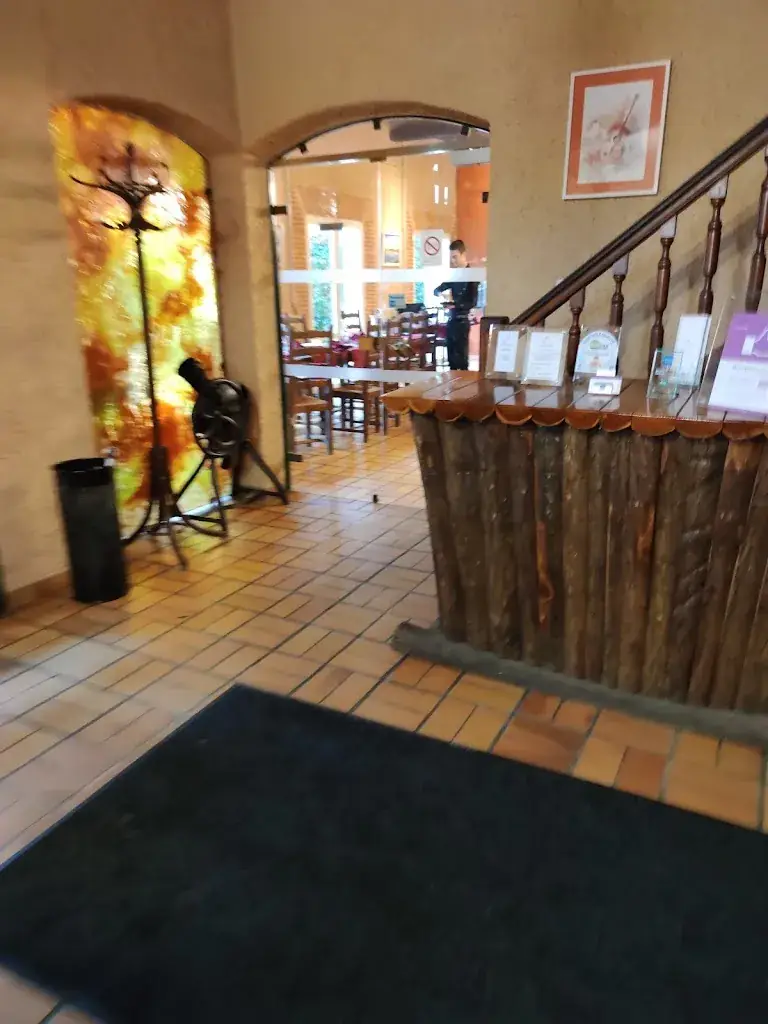 Oscar EH94_Restaurant l'Escarbille_Montgiscard_review