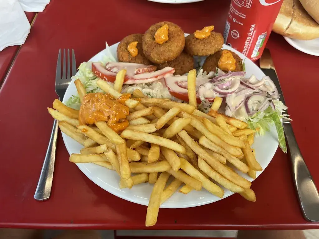 Romke Jonker_Le kiosque à tacos_Ayguesvives_review