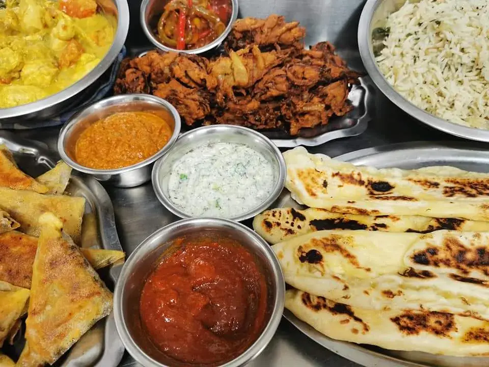 Curry&Cie_Azille_slider_image_2