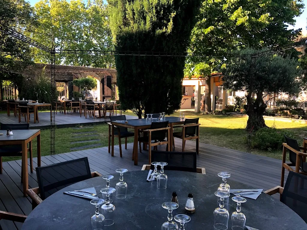 Les Tonneliers - Restaurant de Vignerons restaurant in Homps