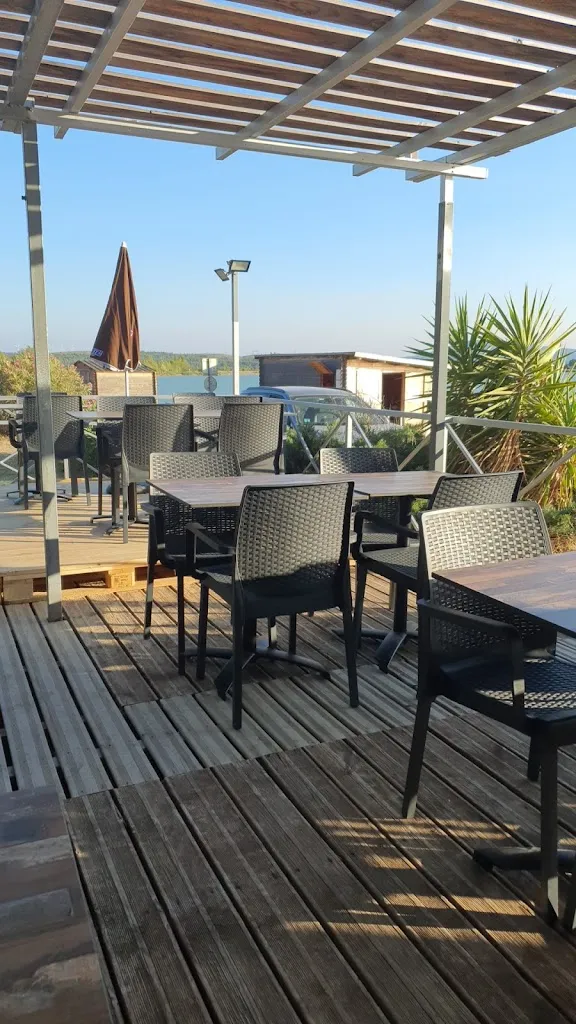 La Guinguette du lac_Olonzac_slider_image_1