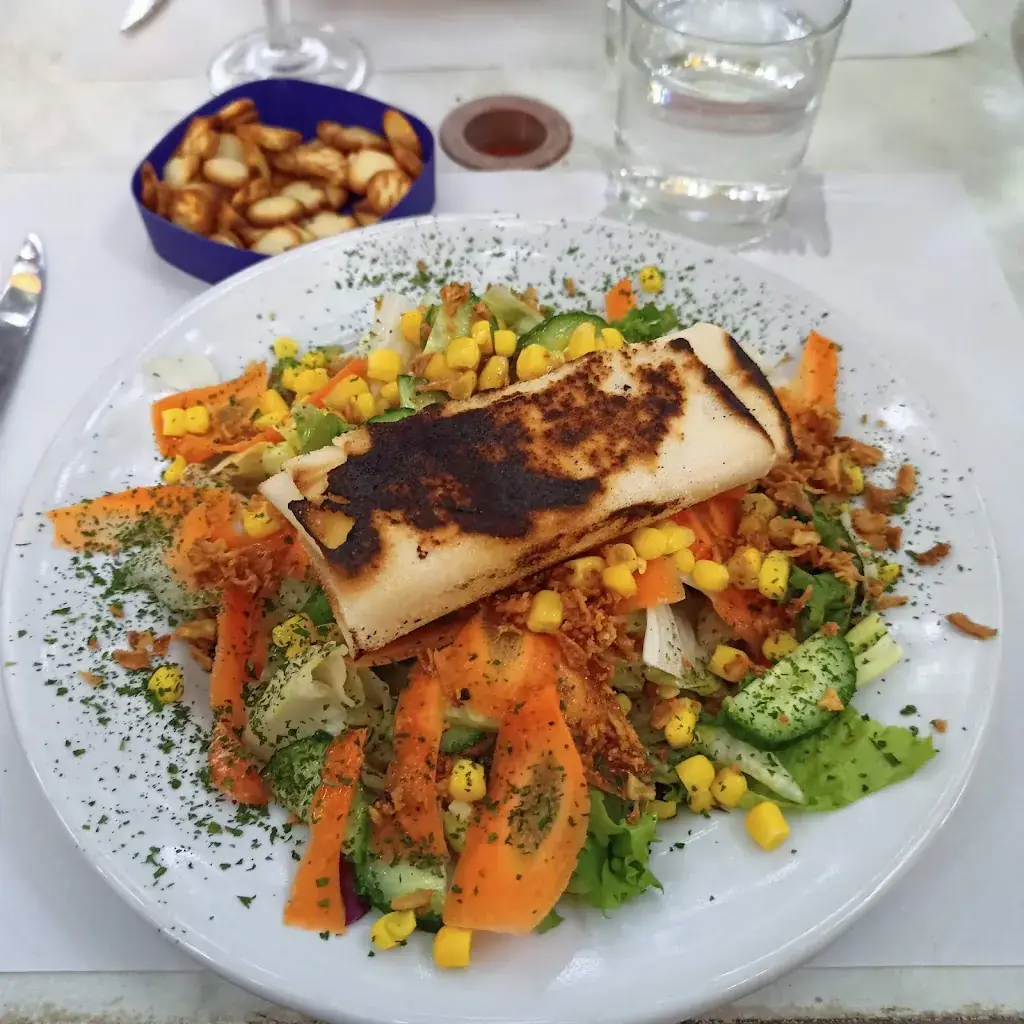 resturant la ferme_Azille_slider_image_3