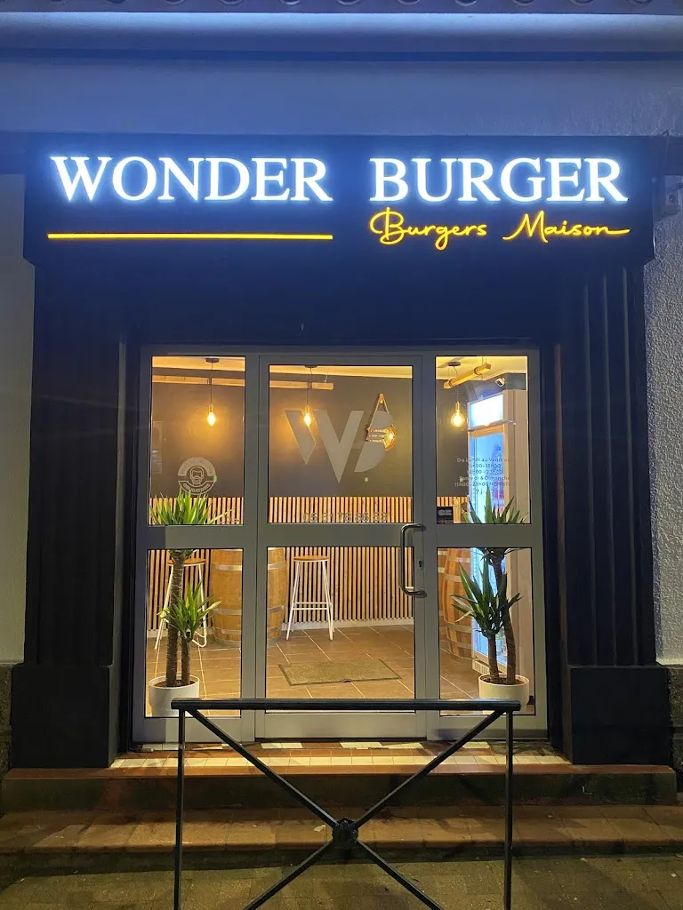 WONDER Burgers & Fried Chicken restaurante en Auterive