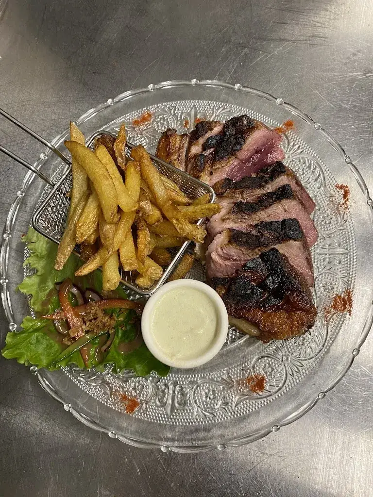 Brasserie chez tite_Miremont_slider_image_2