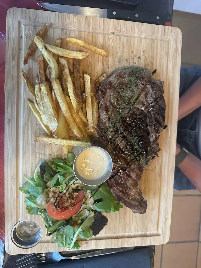 Nadège Masselin_Le MaCam's_Grazac_review