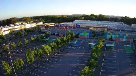 Centre Commercial Carrefour Restaurant in Auterive