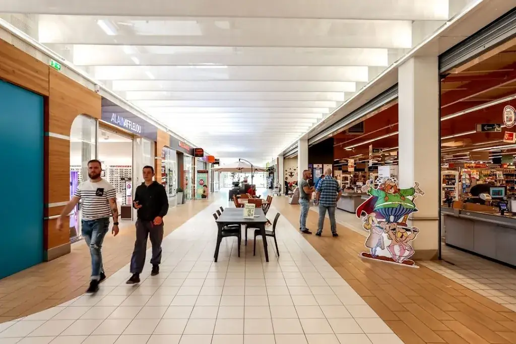 Centre Commercial Carrefour_Auterive_slider_image_2