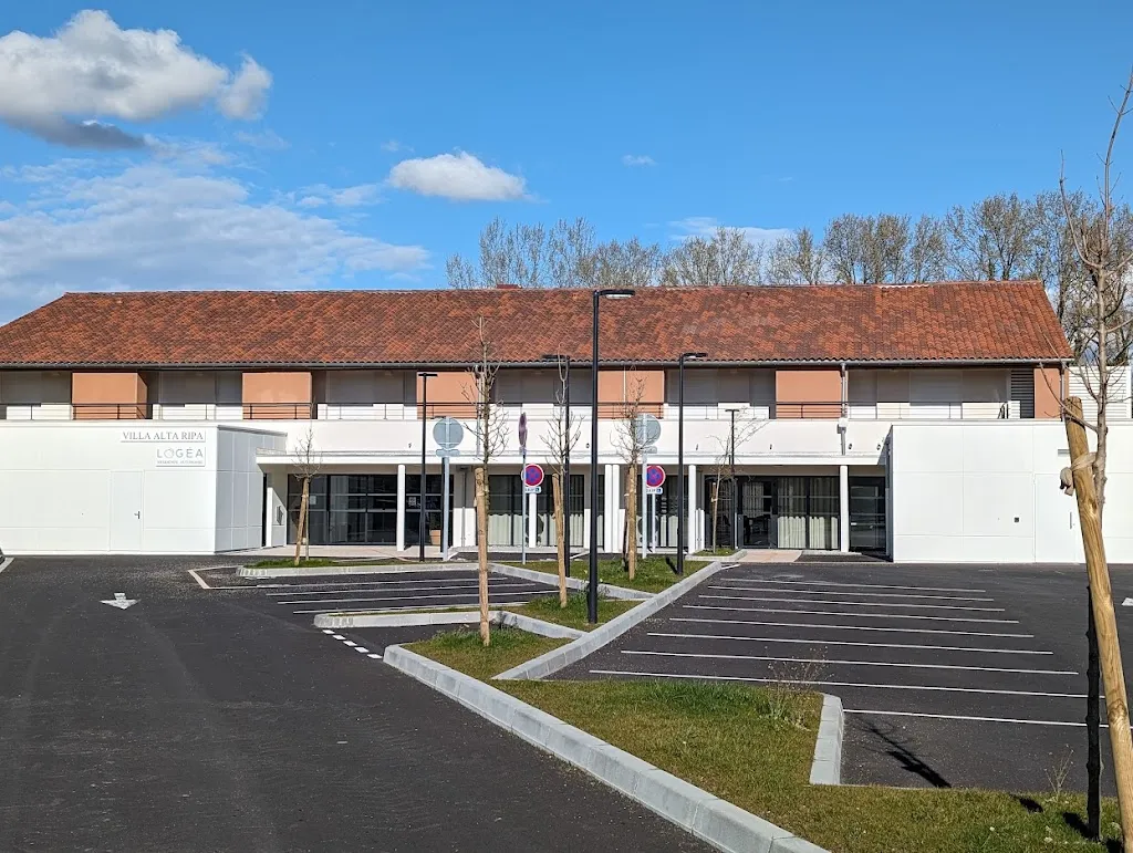 Villa Alta Ripa_Auterive_slider_image_1