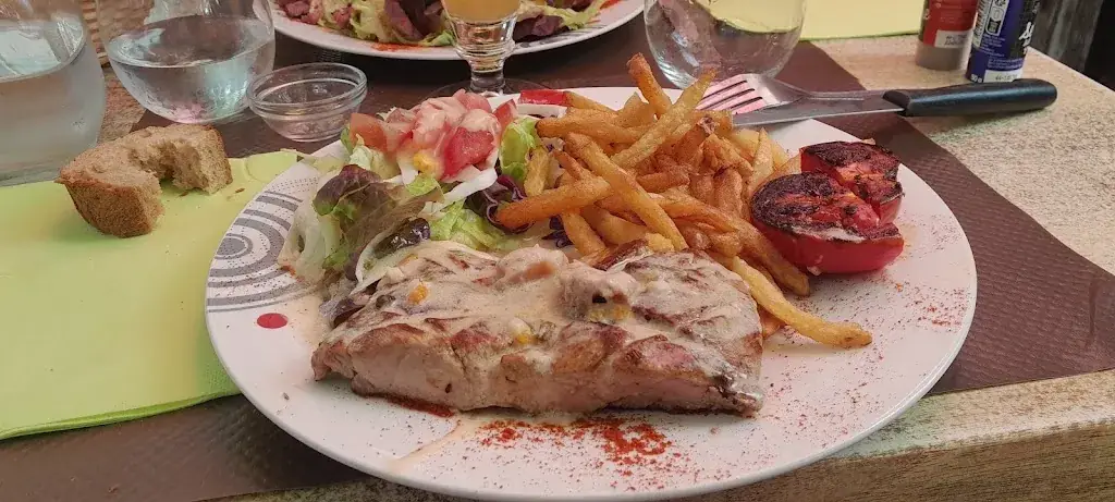 La Petite Fringale_Ax-les-Thermes_slider_image_3