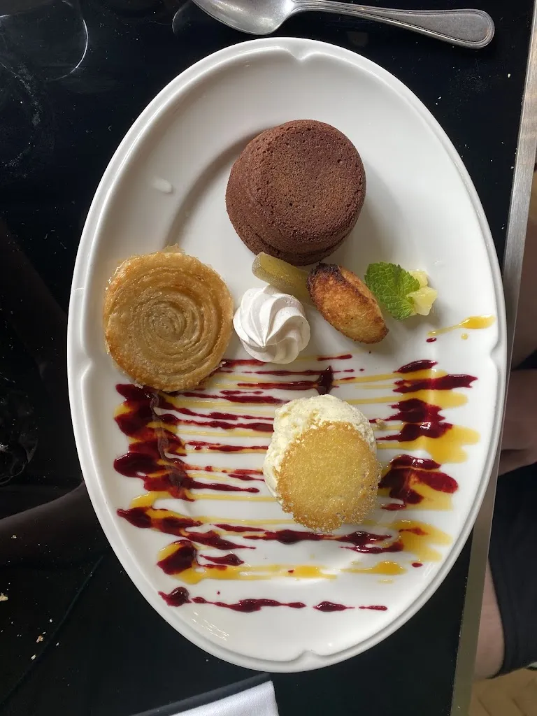 Restaurant FEDOU_Ax-les-Thermes_slider_image_2