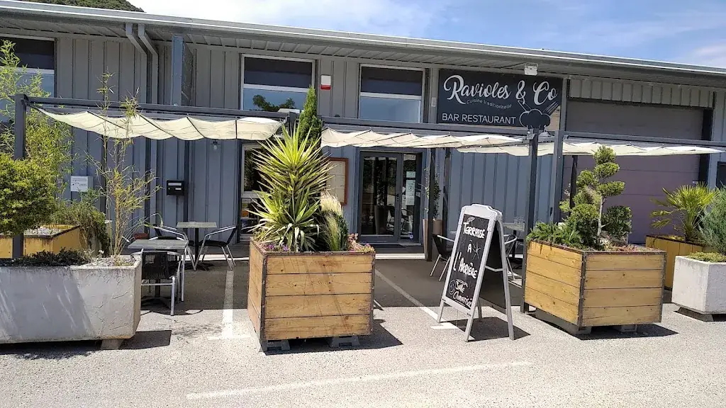 Ravioles & Co restaurant in Teil