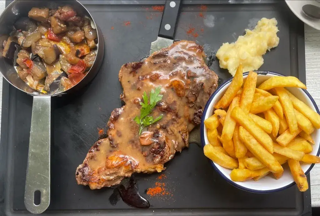 Le P'tit Montagnard_Ax-les-Thermes_slider_image_2