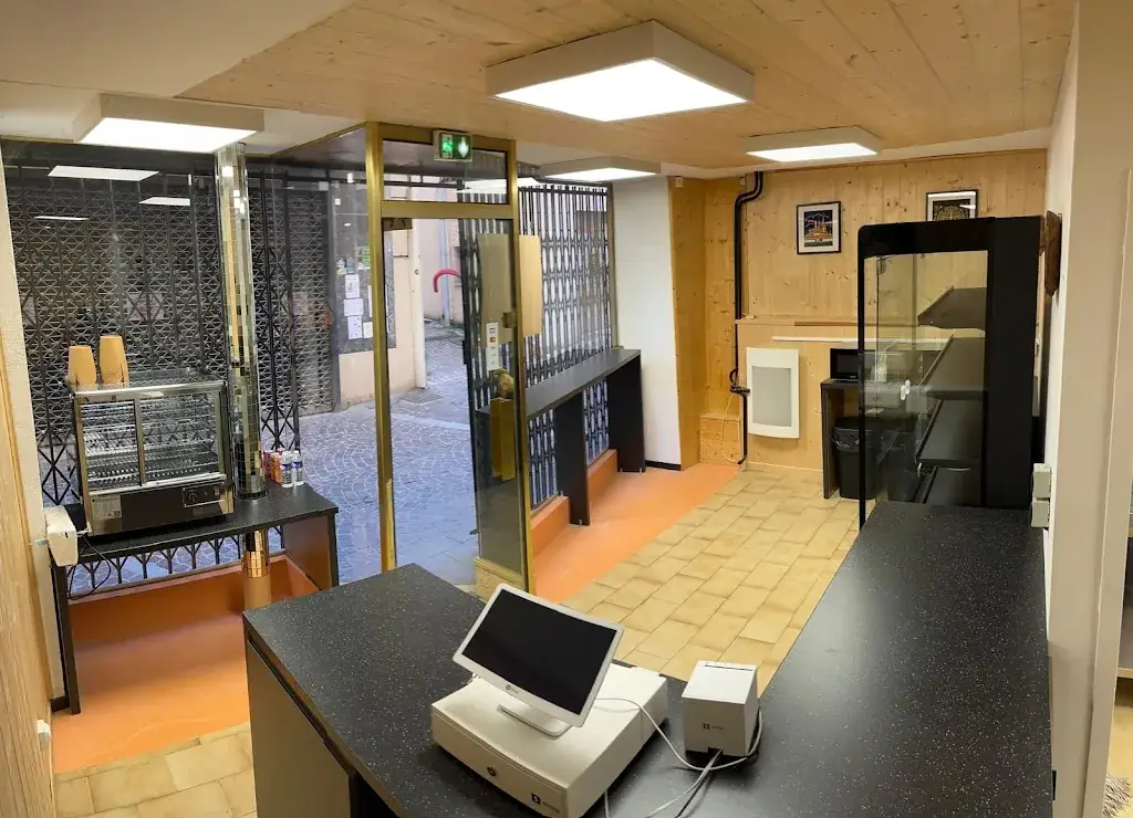 Thai Baan_Ax-les-Thermes_slider_image_3