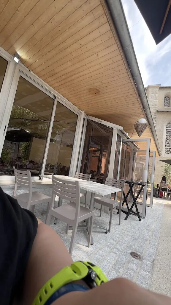 Maximiliano Soler_Couteaux Fourchettes ☕️ 🍴Café Restaurant_Ax-les-Thermes_recensione